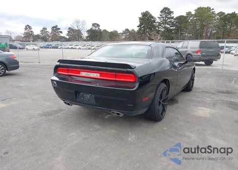 2013 Dodge Challenger Sxt z USA, uszkodzony, nr VIN 2C3CDYAG6DH627982